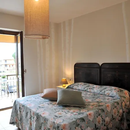Casa Giuli * מנרבה דל גארדה